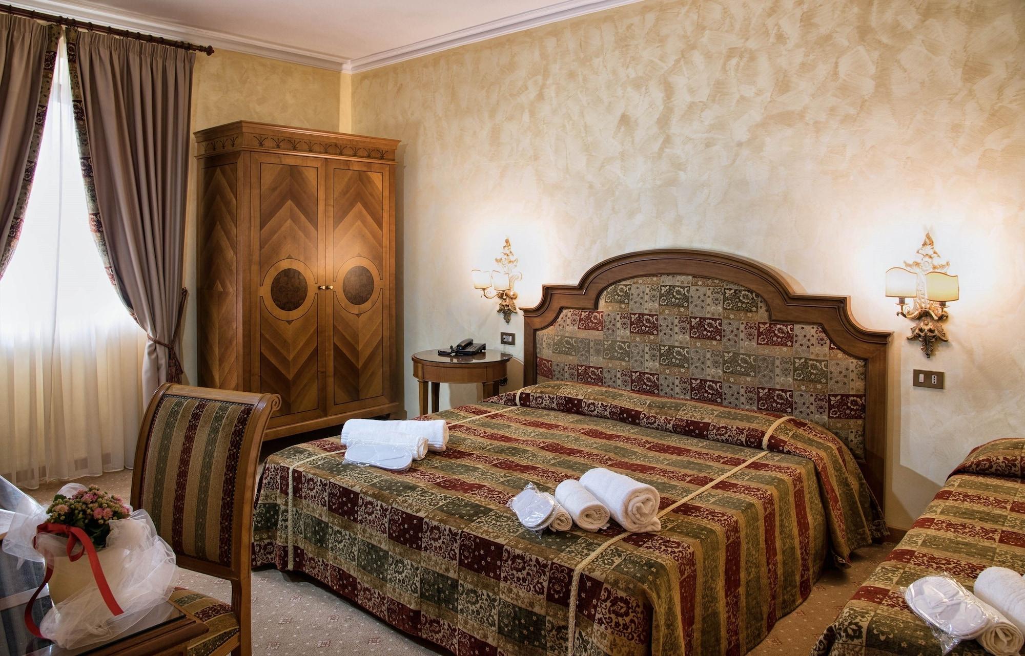 Grand Hotel Helio Cabala Marino Bagian luar foto
